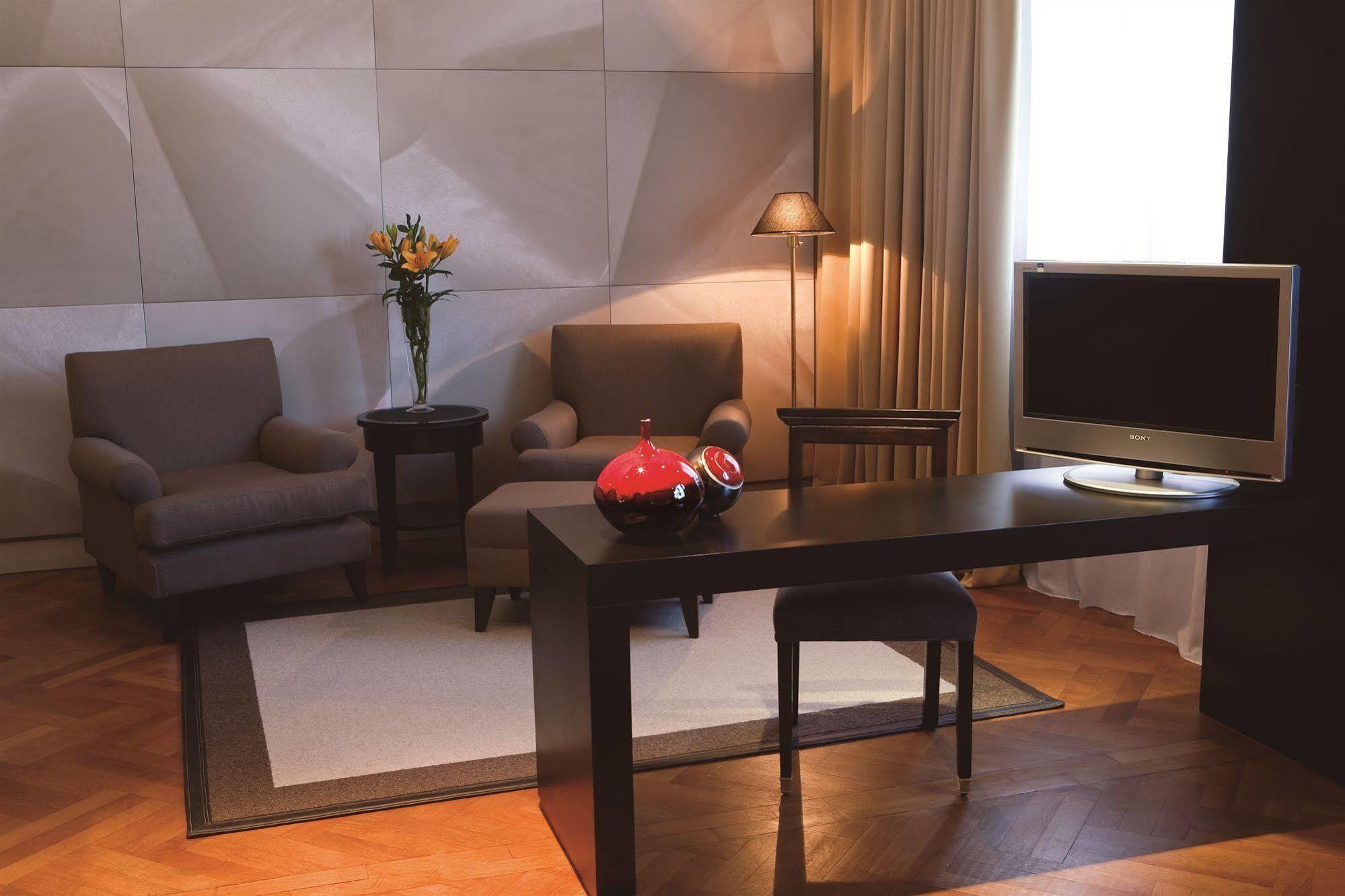 Nh Collection Buenos Aires Crillon Hotel Phòng bức ảnh